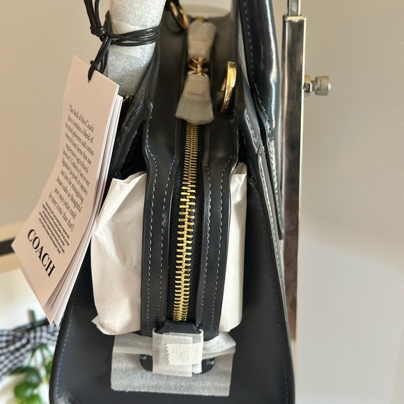 NWT Coach Andrea Carryall Bag In Signature Jacquard in Navy/Midnight Navy CT766 - Picture 3 of 16